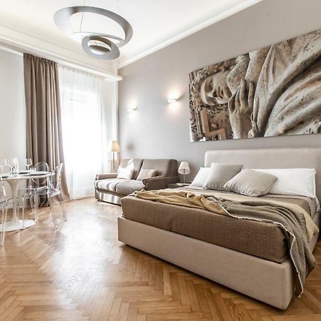 Апартаменты Duomo View Design Studio R&R Милан Экстерьер фото
